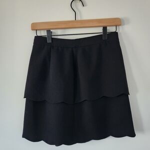 Club Monaco Womens Skirt Size 2 Black Scalloped Hem Mini